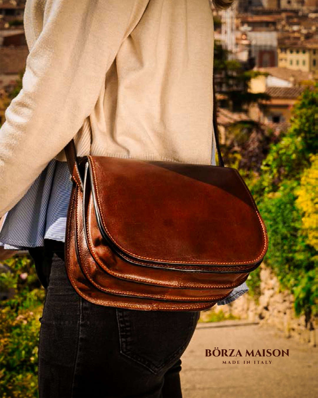 Women's Shoulder Bag Brown — Full-Grain Calfskin