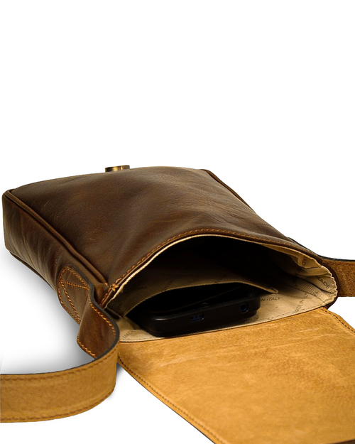 Crossbody Bag Chestnut — Premium Cowhide Leather